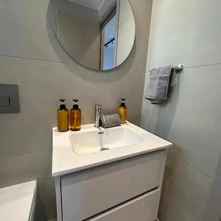 Nesseus Lux - Near Unic & Euc