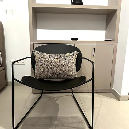 Nesseus Lux - Near Unic & Euc Lägenhet