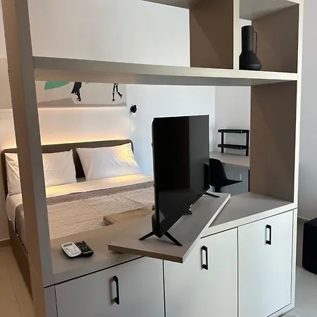 Nesseus Lux - Near Unic & Euc *