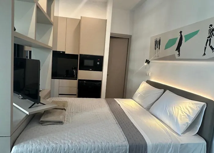 Nesseus Lux - Near Unic & Euc Ayios Dhometios