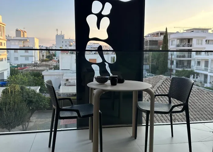 Nesseus Lux - Near Unic & Euc * Ayios Dhometios