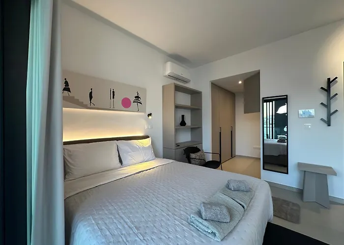 アパート Nesseus Lux - Near Unic & Euc Ayios Dhometios