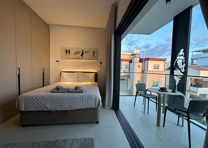 Nesseus Lux - Near Unic & Euc Ayios Dhometios