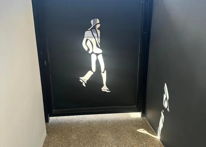 Nesseus Lux - Near Unic & Euc Ayios Dhometios