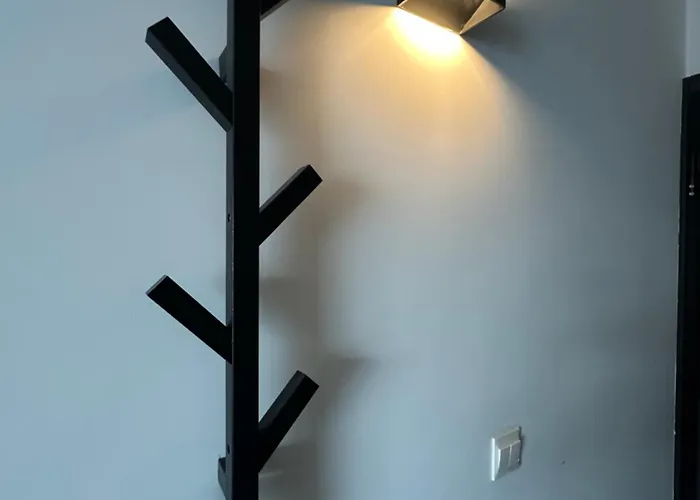 Nesseus Lux - Near Unic & Euc アパート