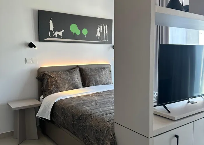 Nesseus Lux - Near Unic & Euc Ayios Dhometios