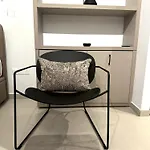 Nesseus Lux - Near Unic & Euc Apartment