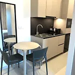شقة Nesseus Lux - Near Unic & Euc Agios Dhometios