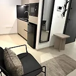 Nesseus Lux - Near Unic & Euc شقة Agios Dhometios