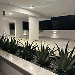 Nesseus Lux - Near Unic & Euc Apartament Agios Dhometios