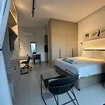 Nesseus Lux - Near Unic & Euc * Agios Dhometios