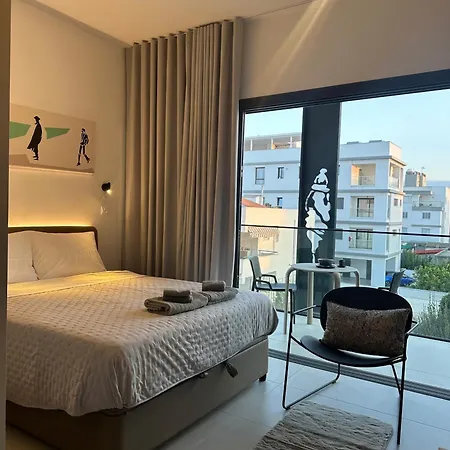 Nesseus Lux - Near Unic & Euc