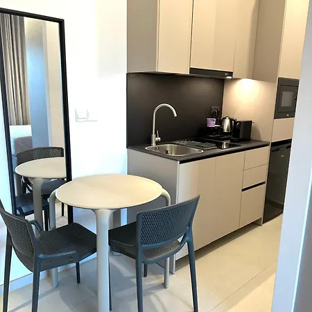 Apartment Nesseus Lux - Near Unic & Euc Agios Dhometios