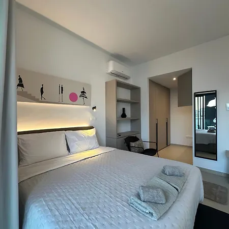 Apartment Nesseus Lux - Near Unic & Euc Agios Dhometios