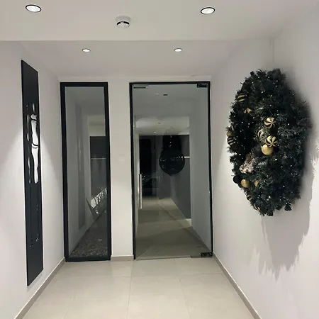 Apartment Nesseus Lux - Near Unic & Euc