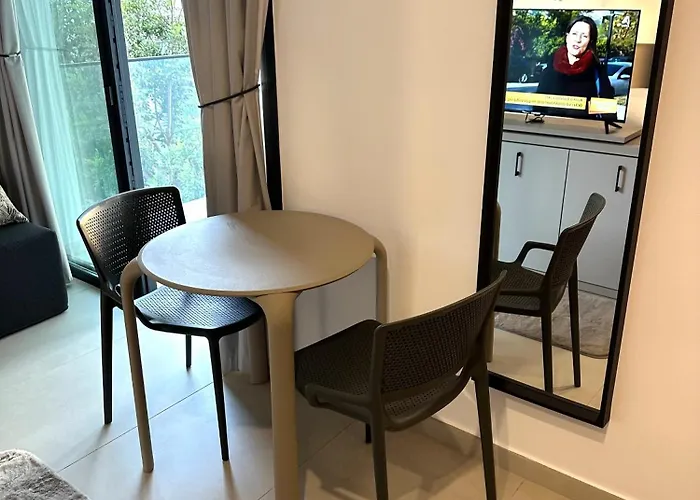 Apartmán Nesseus Lux - Near Unic & Euc Agios Dhometios