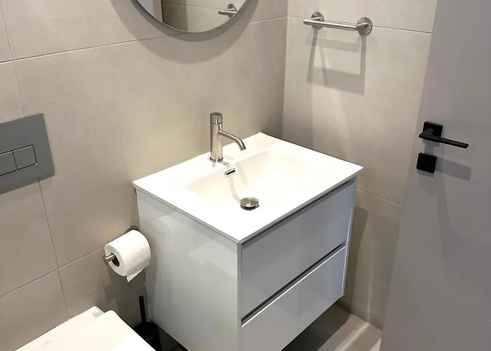 Nesseus Lux - Near Unic & Euc *