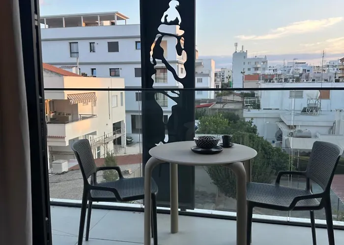 Nesseus Lux - Near Unic & Euc Apartmán Agios Dhometios